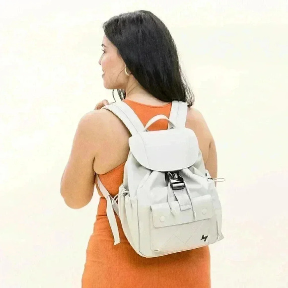 LUG 'Wiffle' Satin Luxe VL (Vegan Leather) Drawstring Backpack - Pebble (stone) - Picture 8 of 16